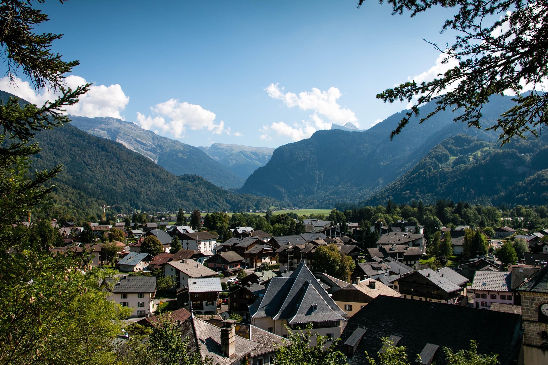 Vue du village de Samoëns
